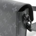 Louis Vuitton Monogram Eclipse Monceau Wearable Wallet M83567 Shoulder Bag - Image 6