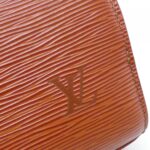 Louis Vuitton Epi Pont Neuf M52053 Bag - Image 5