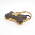 Louis Vuitton Monogram (LV Vers) Bone Wearable Wallet M12615 Shoulder Bag - Image 3