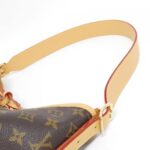Louis Vuitton Monogram Carryall PM M46203 Shoulder Bag - Image 4