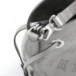 Louis Vuitton Mahina Bella M21008 Shoulder Bag - Image 4