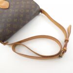 Louis Vuitton Monogram Cartoucherie 26cm M51252 Shoulder Bag - Image 4