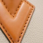 Louis Vuitton On My Side MM M53825 Bag - Image 4