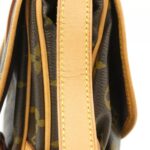 Louis Vuitton Monogram Saumur 30cm M42256 Shoulder Bag - Image 6