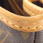 Louis Vuitton Monogram Batignolles Vertical M51153 Shoulder Bag - Image 5