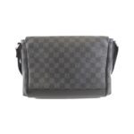 Louis Vuitton Damier Graphite Messenger Shoulder Bag N41457 - Image 2