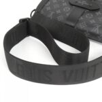 Louis Vuitton Monogram Eclipse Saumur Messenger Shoulder Bag M45911 - Image 5