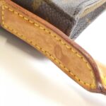 Louis Vuitton Monogram Looping MM M51146 Shoulder Bag - Image 5