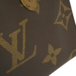 Louis Vuitton Monogram Giant Onthego MM Bag M45321 - Image 5