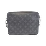 Louis Vuitton Monogram Eclipse Reverse Trio Messenger M69443 Shoulder Bag - Image 2