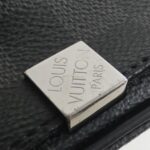 Louis Vuitton Damier Graphite District PM N41028 Shoulder Bag - Image 4