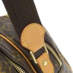 Louis Vuitton Monogram Reporter 28cm M45254 Shoulder Bag - Image 6
