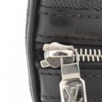 Louis Vuitton Damier Graphite Thomas Shoulder Bag N58028 - Image 4