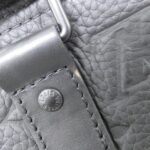 Louis Vuitton Triana Monogram Key Pouch Bandoulière 35cm M22765 Boston Bag - Image 3