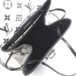 Louis Vuitton Vernis Miroir Hot Springs MINI M53637 Backpack - Image 8