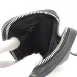 Louis Vuitton Epi (LV Circle) Danube PM M55120 Shoulder Bag - Image 5