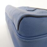 Louis Vuitton Taiga Lama Outdoor Messenger M30749 Shoulder Bag - Image 3