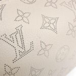 Louis Vuitton Mahina Why Knot PM M20701 Shoulder Bag - Image 3