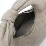 Louis Vuitton Mahina Why Knot PM M20701 Shoulder Bag - Image 6