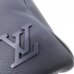 Louis Vuitton LV Aerogram Key Pouch Bandoulière 50cm M11693 Boston Bag - Image 5