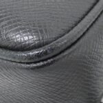 Louis Vuitton Taiga Messenger M31003 Shoulder Bag - Image 3