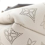 Louis Vuitton Mahina Hand It All PM M24255 Shoulder Bag - Image 3