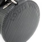 Louis Vuitton Epi XL Soft Pouch PM M24324 Shoulder Bag - Image 3