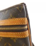 Louis Vuitton Monogram Pochette Bosphore M40044 Shoulder Bag - Image 5