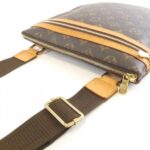 Louis Vuitton Monogram Pochette Bosphore M40044 Shoulder Bag - Image 6
