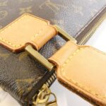 Louis Vuitton Monogram Pochette Bosphore M40044 Shoulder Bag - Image 7
