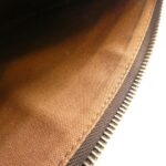 Louis Vuitton Monogram Pochette Bosphore M40044 Shoulder Bag - Image 9