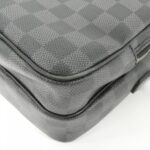 Louis Vuitton Damier Graphite Rem N41446 Shoulder Bag - Image 3