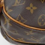 Louis Vuitton Monogram Saumur MM M40710 Shoulder Bag - Image 3