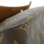 Louis Vuitton Monogram Mini Looping M51147 Shoulder Bag - Image 3