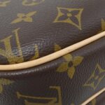 Louis Vuitton Monogram Reporter 28cm M45254 Shoulder Bag - Image 3