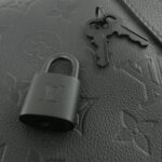 Louis Vuitton Monogram Shadow Key Pouch Bandoulière 50cm Boston Bag M44810 - Image 3