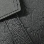 Louis Vuitton Monogram Shadow Key Pouch Bandoulière 50cm Boston Bag M44810 - Image 5