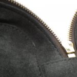 Louis Vuitton Monogram Reverse Vanity Chain Pouch M47125 Shoulder Bag - Image 7