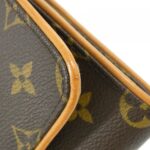 Louis Vuitton Monogram Pochette Twin GM M51852 Shoulder Bag - Image 4