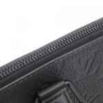 Louis Vuitton Taurillon Monogram Sac Plat Crossbody M21884 Bag - Image 6