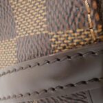 Louis Vuitton Damier Livingston PM N41157 Shoulder Bag - Image 4