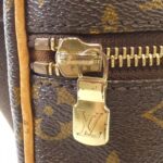 Louis Vuitton Monogram Pochette Vallmy M40524 Shoulder Bag - Image 4