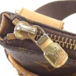 Louis Vuitton Monogram Pochette Vallmy M40524 Shoulder Bag - Image 6