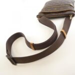 Louis Vuitton Monogram Pochette Vallmy M40524 Shoulder Bag - Image 8