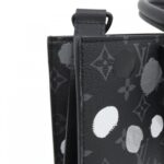 Louis Vuitton Monogram Eclipse (LV x YK) Sac Plat M46404 Bag - Image 4