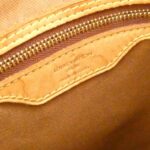 Louis Vuitton Monogram Batignolles Vertical M51153 Shoulder Bag - Image 10