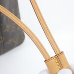 Louis Vuitton Monogram Neverfull PM M41245 Bag - Image 5