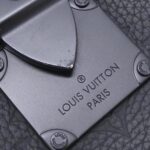 Louis Vuitton Triana Monogram S-Lock Vertical Wearable Wallet M81524 Shoulder Bag - Image 5
