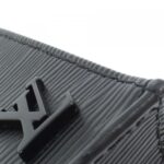 Louis Vuitton Epi Petite Sac Plat M69441 Bag - Image 4