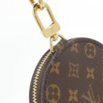 Louis Vuitton Monogram (LV Pillow) Maxi Multi Pochette Accessoires M21057 Shoulder Bag - Image 5